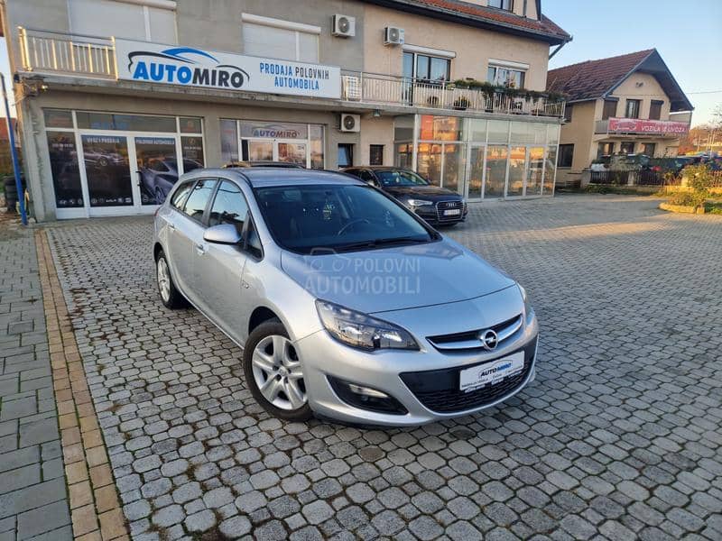 Opel Astra J 1.6 CDTI