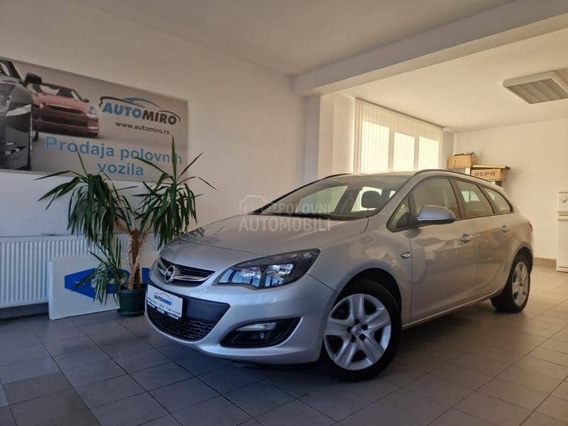 Opel Astra J 1.6 CDTI