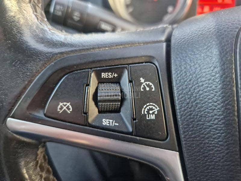 Opel Astra J 1.6 CDTI