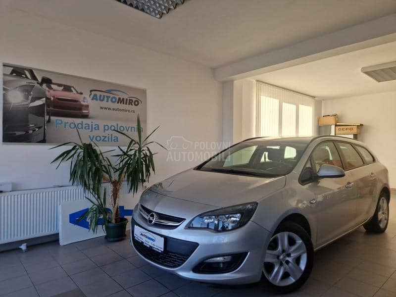 Opel Astra J 1.6 CDTI