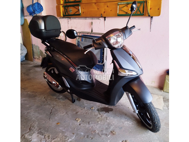 Piaggio Library S