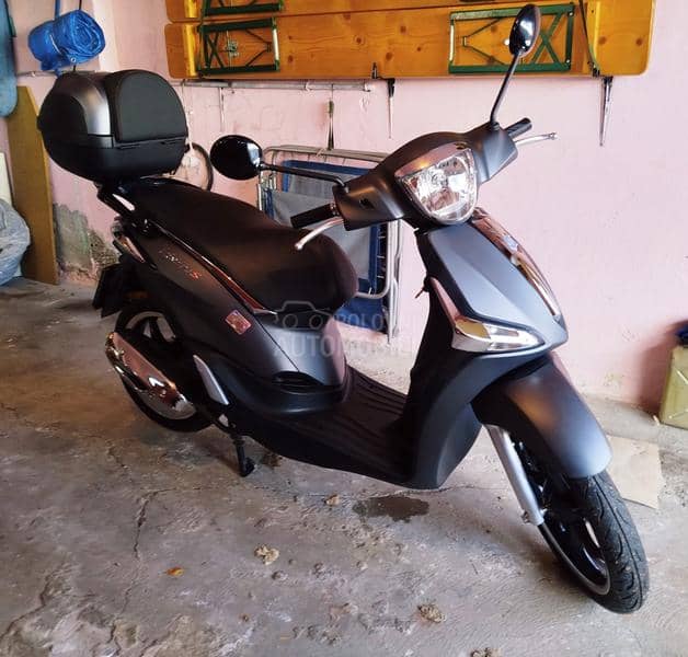 Piaggio Library S