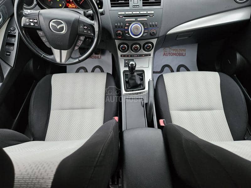 Mazda 3 M.A.Z.D.A 3.C.E
