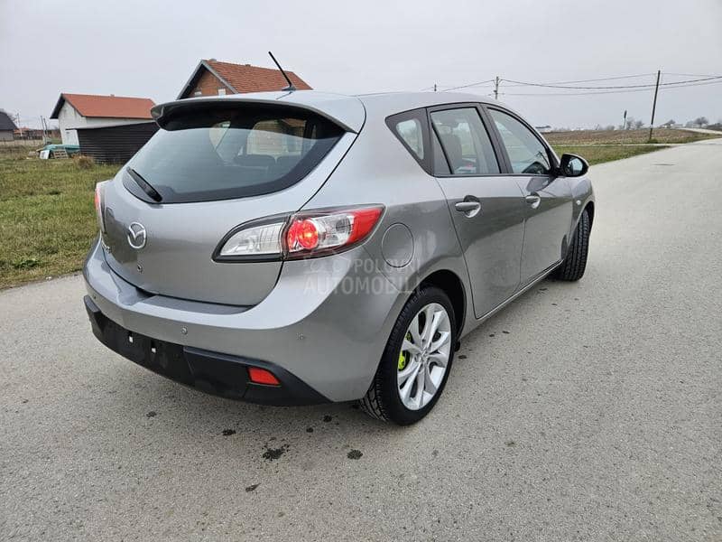 Mazda 3 M.A.Z.D.A 3.C.E