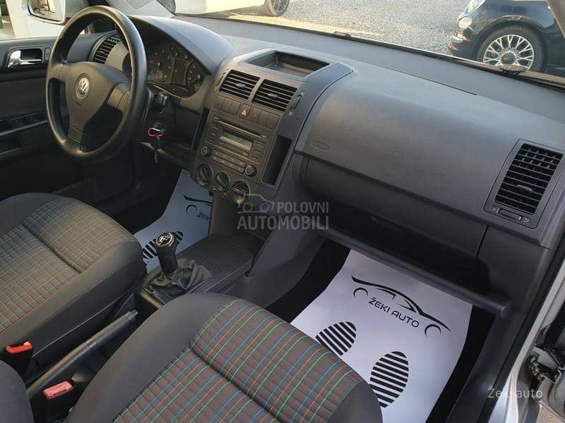 Volkswagen Polo 1.4TDI   CH