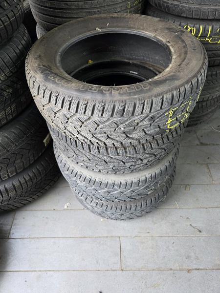 Taurus 215/60 R16 Zimska