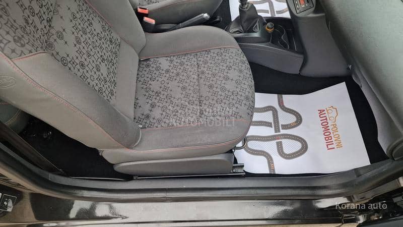 Renault Twingo 1.2 16v RIPCURL