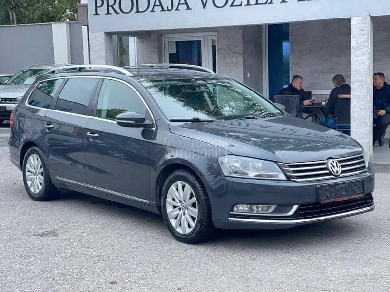 Volkswagen Passat B7 N A V I