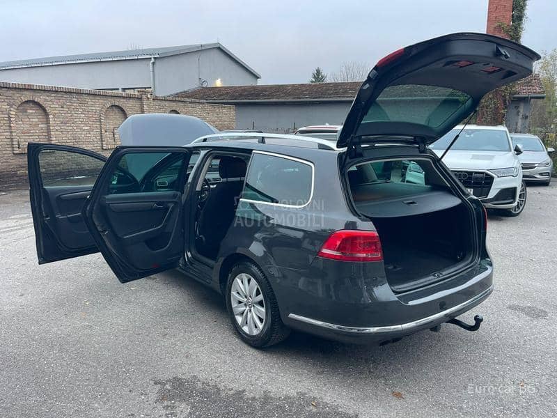 Volkswagen Passat B7 N A V I