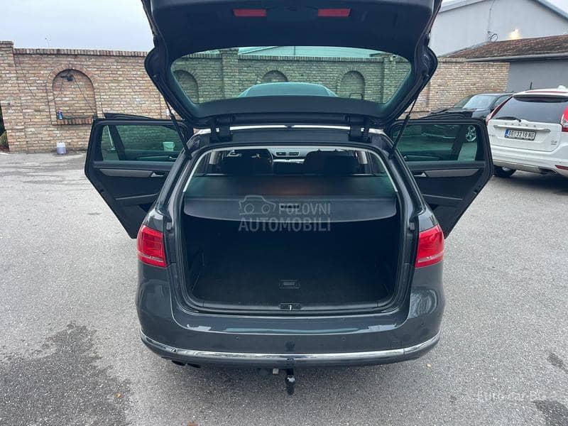Volkswagen Passat B7 N A V I