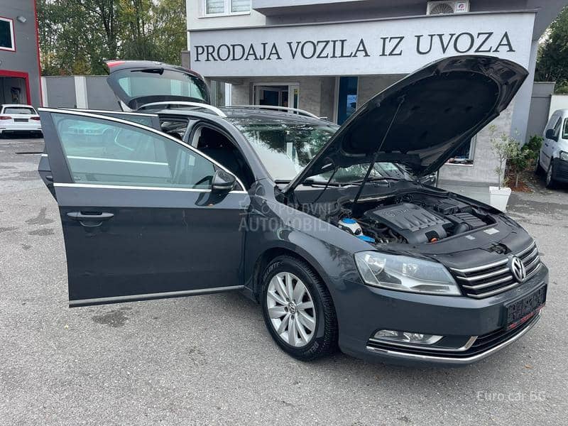 Volkswagen Passat B7 N A V I