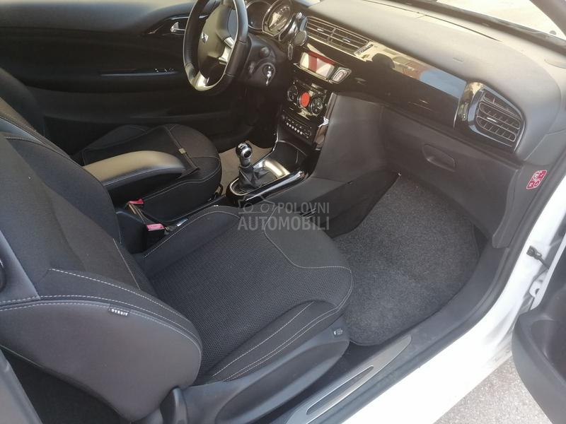 Citroen DS3 1.2 77000 k m