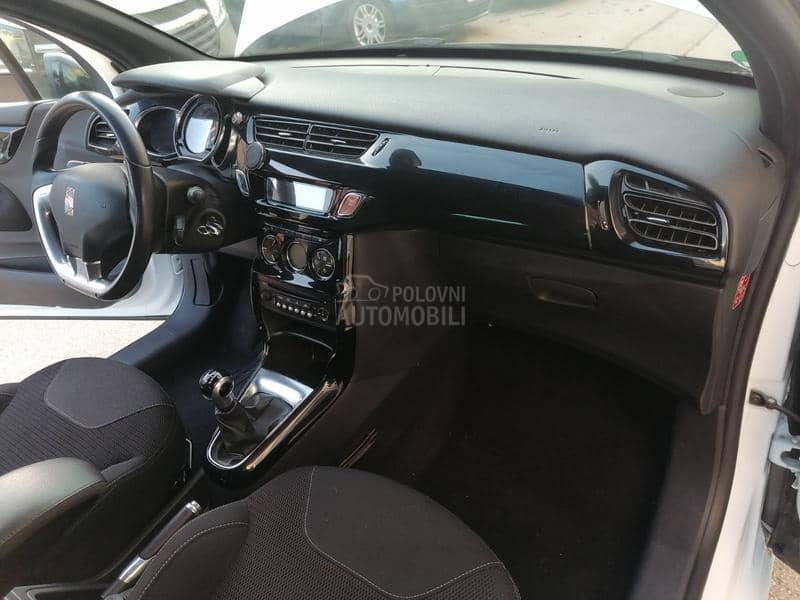 Citroen DS3 1.2 77000 k m