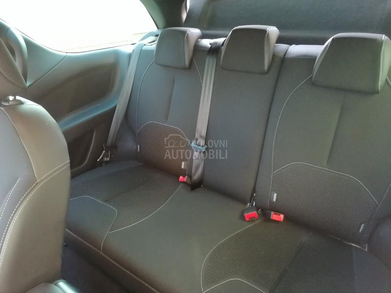 Citroen DS3 1.2 77000 k m