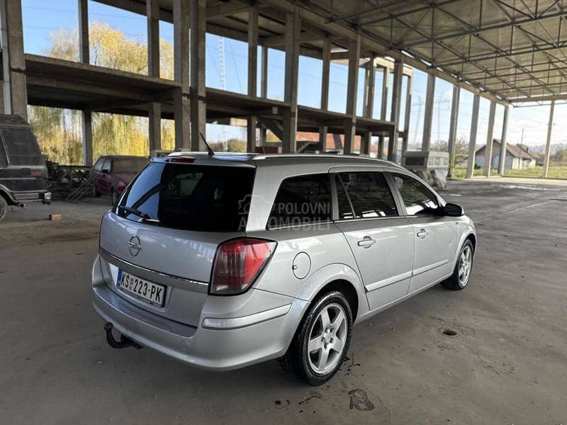 Opel Astra H 