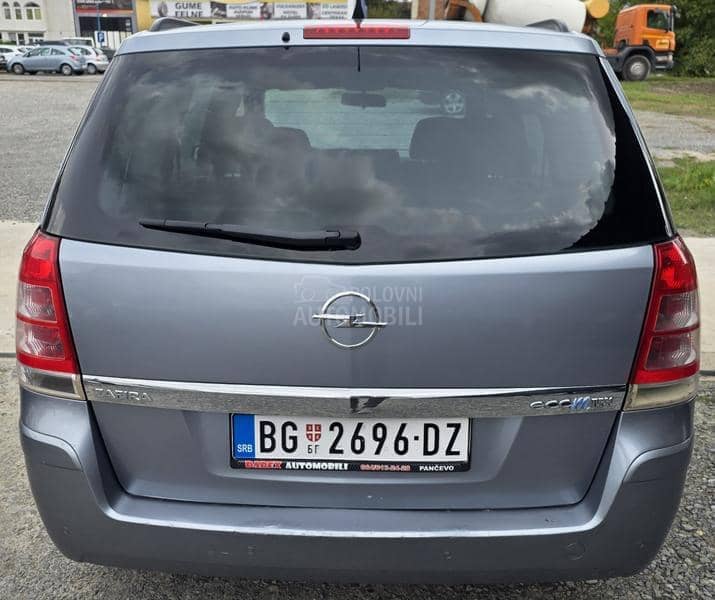 Opel Zafira 1.6 METAN