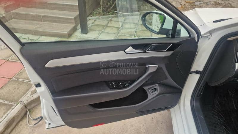 Volkswagen Passat B8 2,0tdi rline