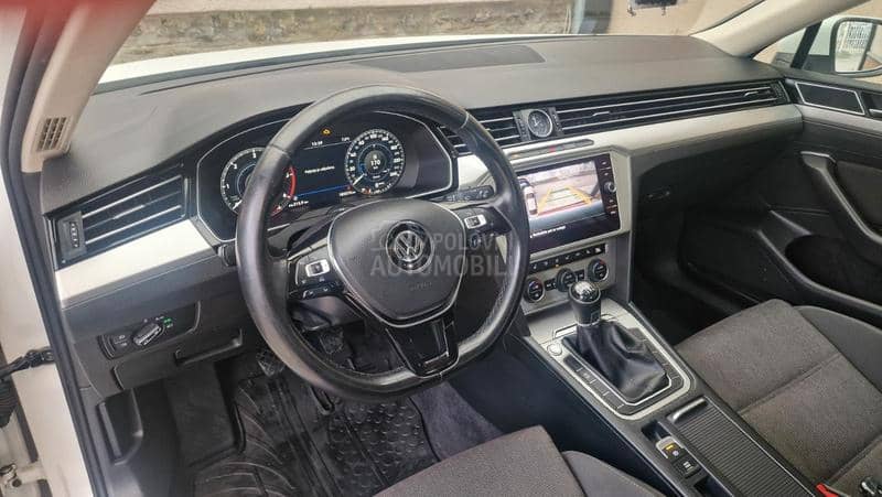 Volkswagen Passat B8 2,0tdi rline
