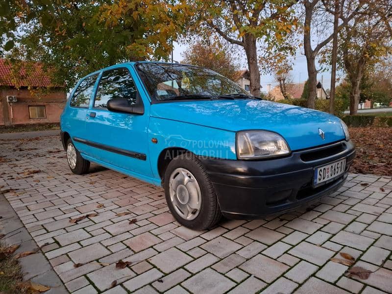Renault Clio 1.9