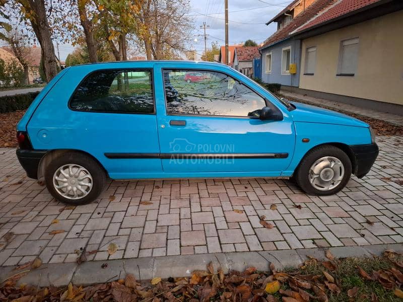 Renault Clio 1.9