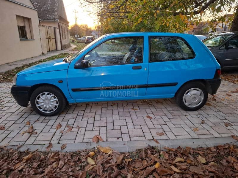Renault Clio 1.9
