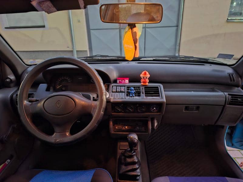 Renault Clio 1.9