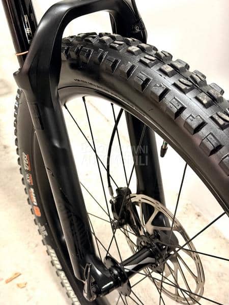 Specialized Levo 27.5