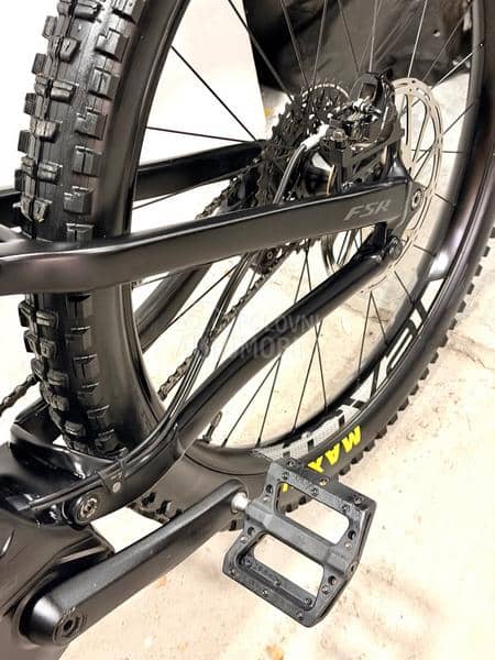 Specialized Levo 27.5