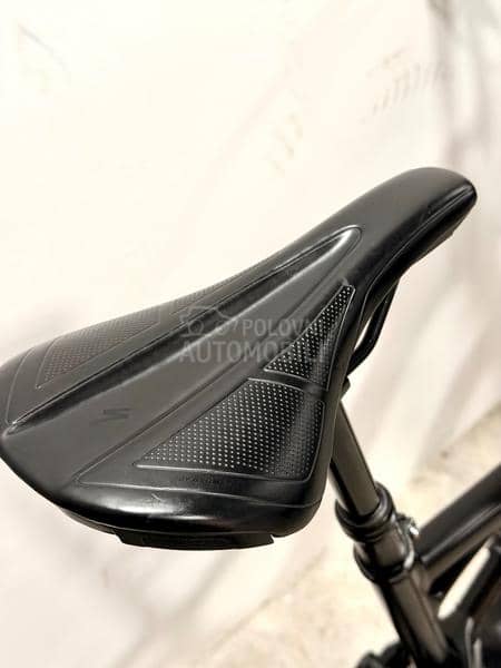 Specialized Levo 27.5