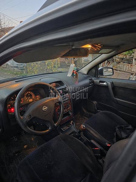 Opel Astra G 