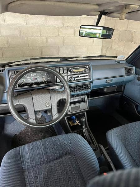 Volkswagen Golf 2 fabricko stanje