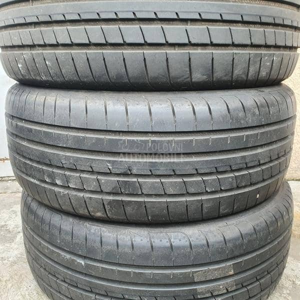 Goodyear 215/45 R18 Letnja