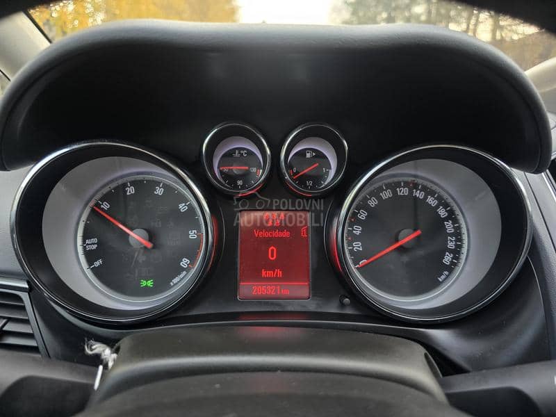 Opel Zafira 2.0CDTI COSMO