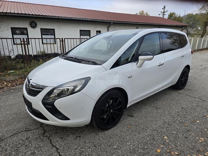 Opel Zafira 2.0CDTI COSMO