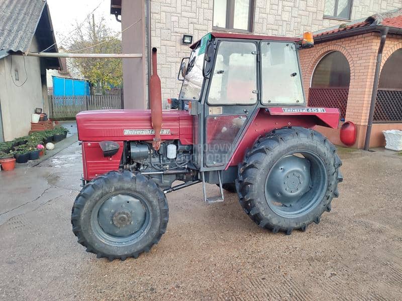 Universal 445DT
