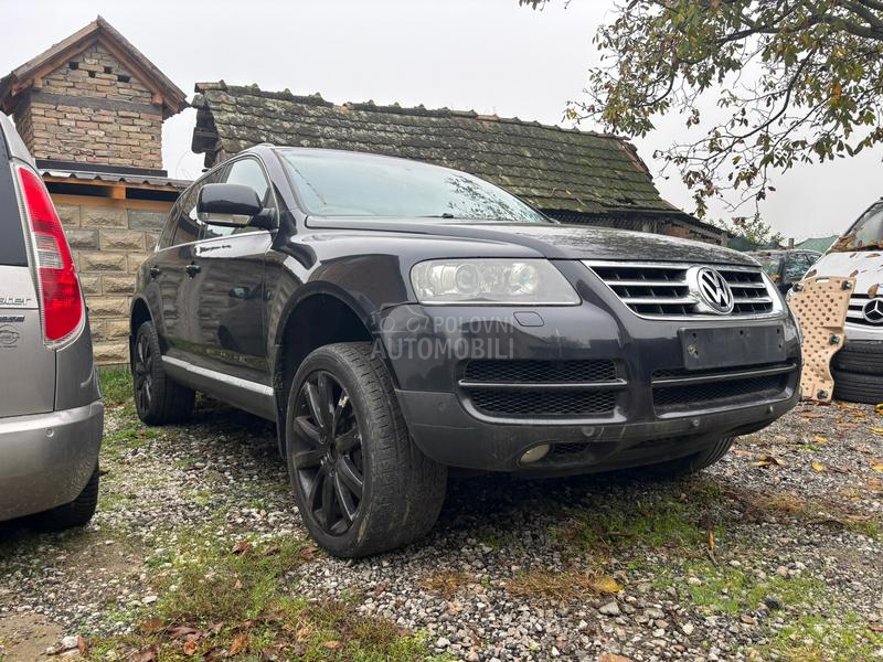 Volkswagen Touareg 3.0 V6 2006. god. -  kompletan auto u delovima