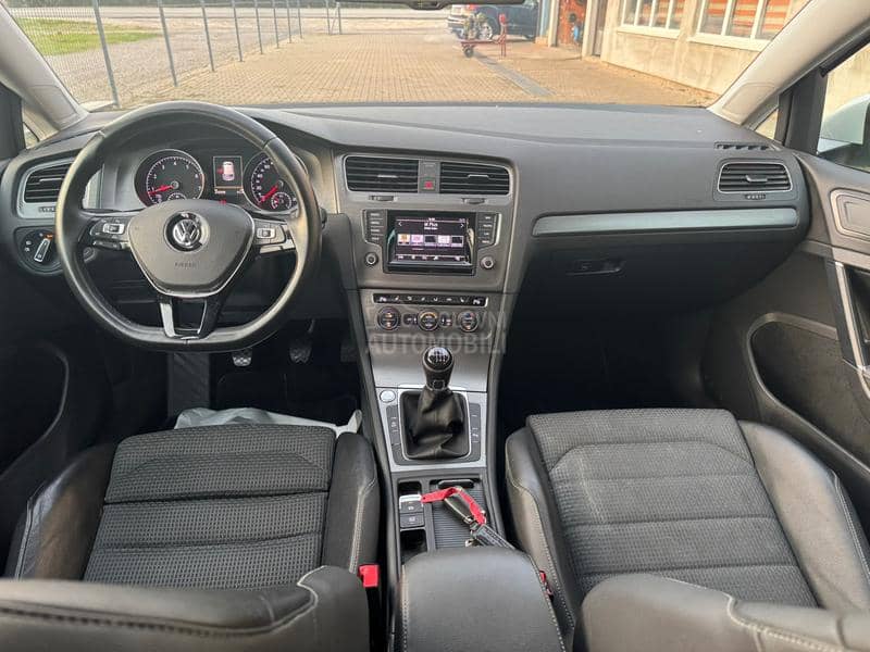 Volkswagen Golf 7 1.4 TSI R-Line