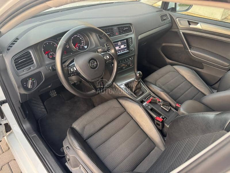 Volkswagen Golf 7 1.4 TSI R-Line