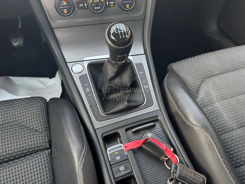 Volkswagen Golf 7 1.4 TSI R-Line