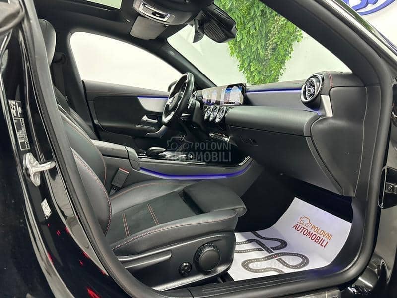 Mercedes Benz CLA 200 AMG LINE PAN AMB