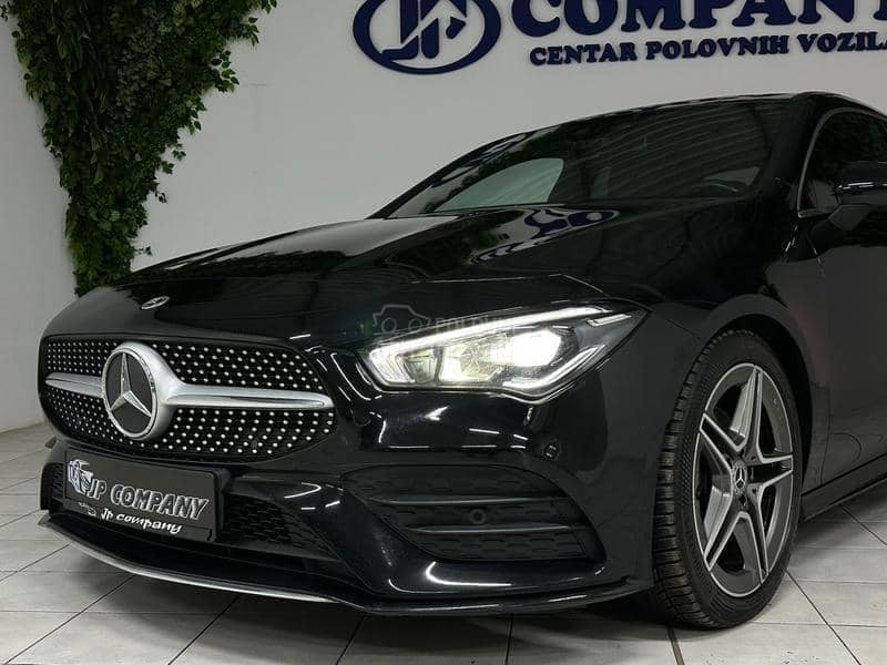 Mercedes Benz CLA 200 AMG LINE PAN AMB