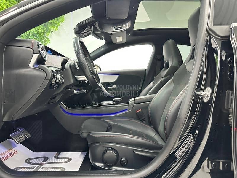 Mercedes Benz CLA 200 AMG LINE PAN AMB