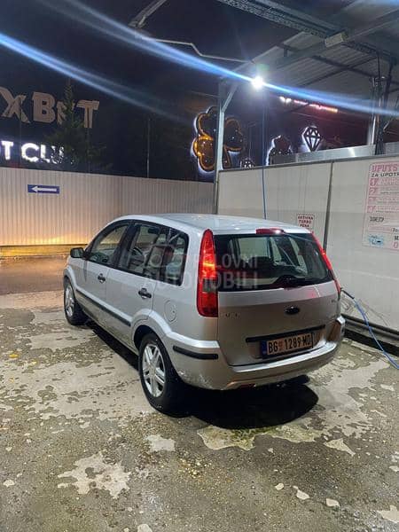 Ford Fusion 1.4 TDCI