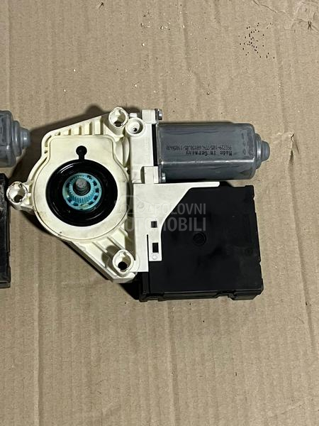 Prednji motorici podizaca