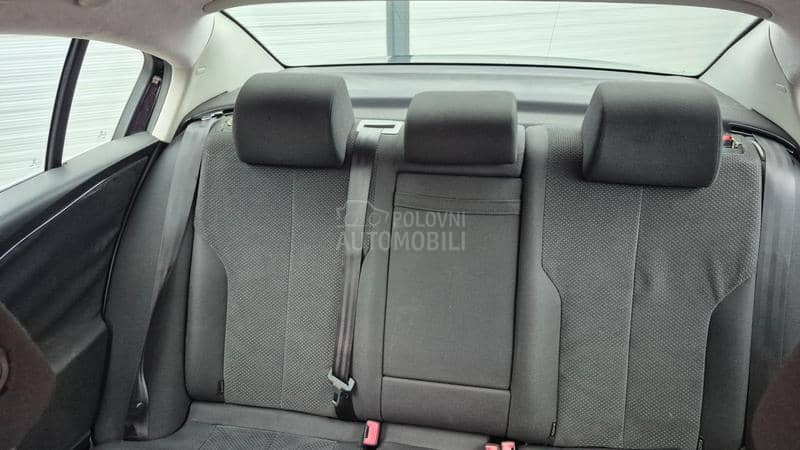 Volkswagen Passat B6 