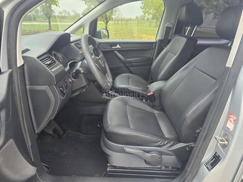 Volkswagen Caddy Maxi DSG N1