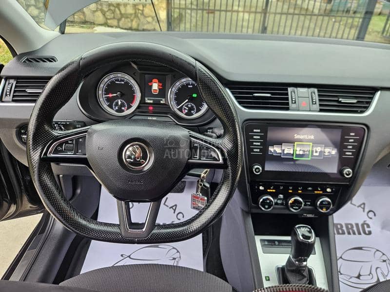 Škoda Octavia 1.6 TDI DSG F1