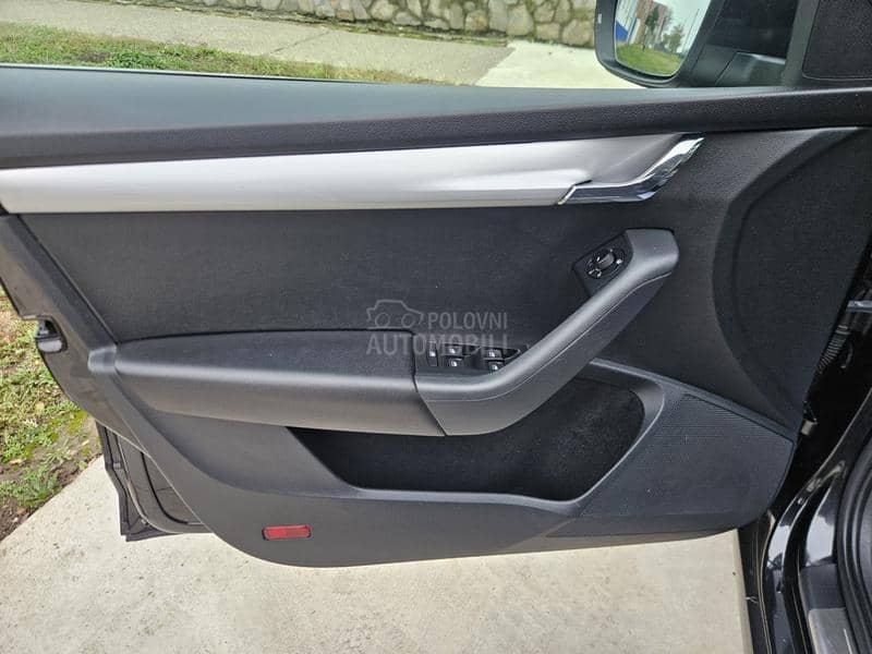 Škoda Octavia 1.6 TDI DSG F1