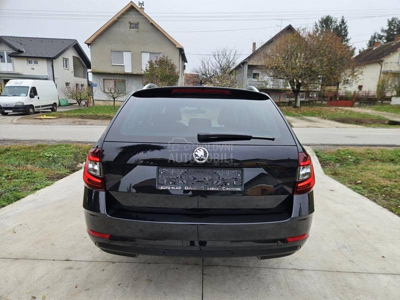 Škoda Octavia 1.6 TDI DSG F1