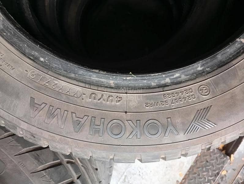 Yokohama 175/65 R15 Zimska